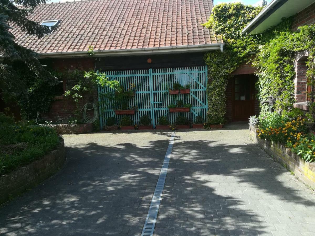 Pantgat Hof Bed and Breakfast Bollezeele Exteriör bild